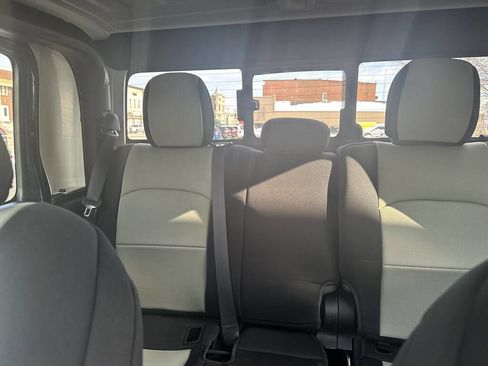 Used 2025 Jeep Gladiator Sport AWD/4WD image 26