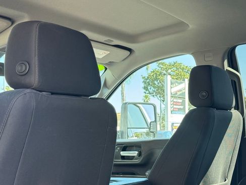 Used 2023 Chevrolet Silverado 2500 LT image 21