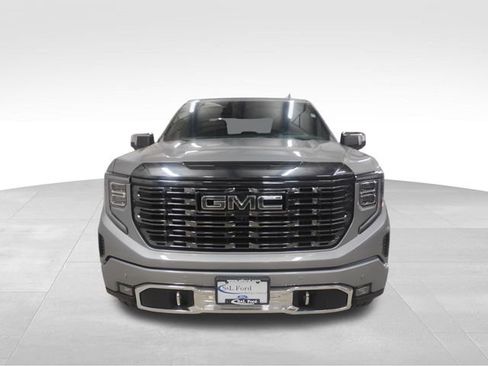 Used 2023 GMC Sierra 1500 Denali Ultimate image 8