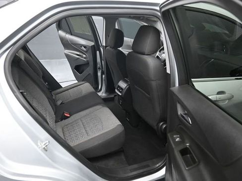 Used 2022 Chevrolet Equinox LT FWD image 34