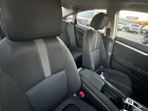 Used 2019 Honda Civic EX image 19