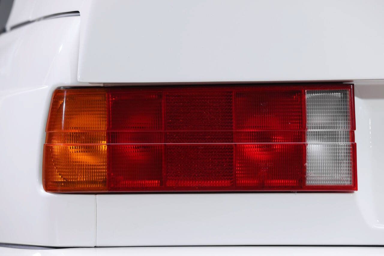 Used 1988 BMW M3 Coupe RWD image 10