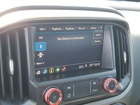 Used 2022 Chevrolet Colorado Z71 w/ Z71 Midnight Edition image 18