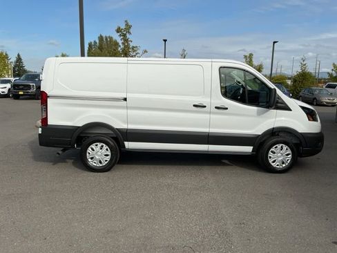 New 2025 Ford Transit 350 Low Roof RWD image 4