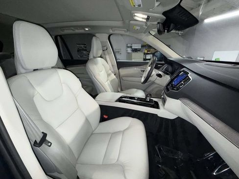 Used 2023 Volvo XC90 T8 Plus w/ Protection Package Premier AWD/4WD image 14