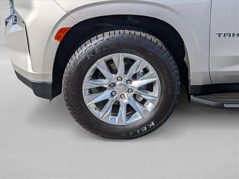 Used 2024 Chevrolet Tahoe Premier AWD/4WD image 14