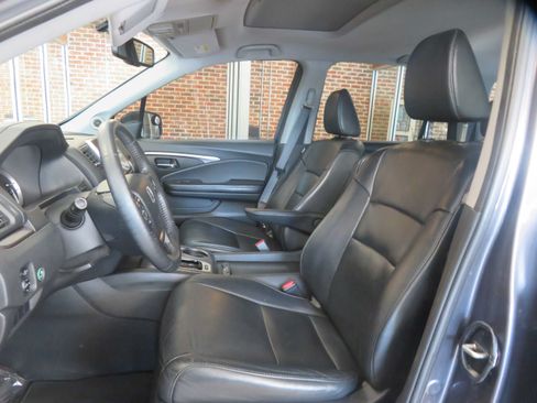 Used 2017 Honda Pilot EX-L image 14