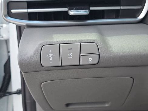 New 2026 Hyundai Elantra SE FWD image 34