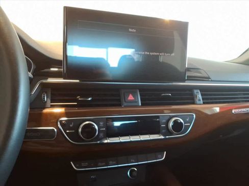 Used 2022 Audi A4 2.0T Premium w/ Convenience Package image 13