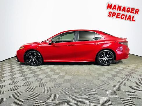 Certified 2024 Toyota Camry SE w/ Cold Weather Package FWD image 5