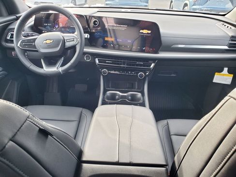 New 2026 Chevrolet Traverse LT image 5