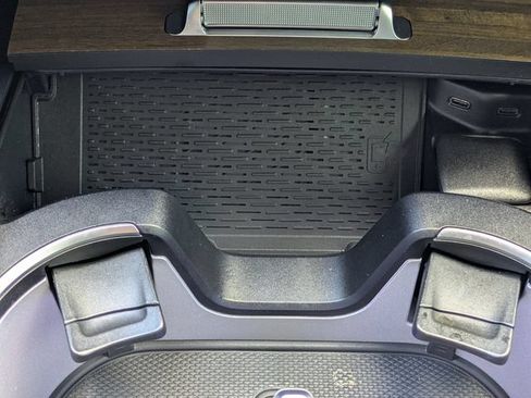 Used 2023 Mercedes-Benz Maybach GLS 600 4MATIC image 21