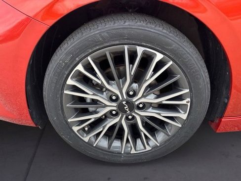 Certified 2024 Kia Forte GT-Line w/ GT-Line Premium Package image 9