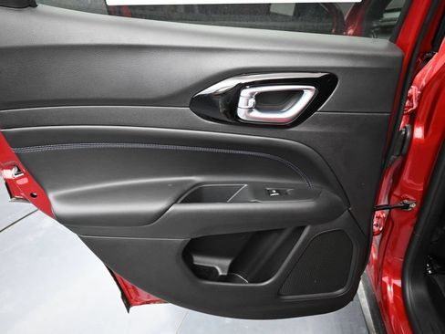 New 2026 Jeep Compass Latitude AWD/4WD image 17