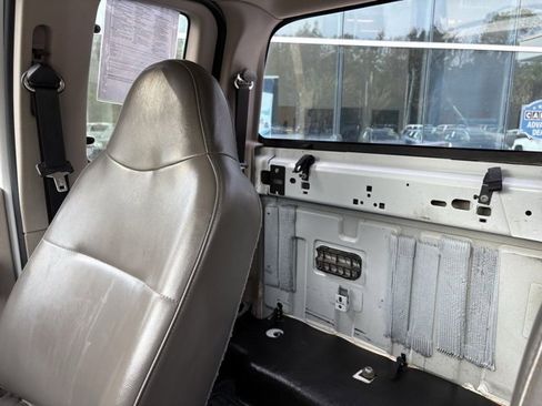 Used 2009 Ford F350 4x4 SuperCab Super Duty image 17
