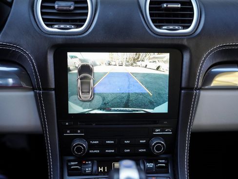 Used 2022 Porsche 718 Cayman image 29