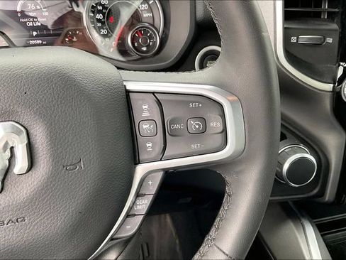 Used 2025 RAM 1500 Big Horn AWD/4WD image 13