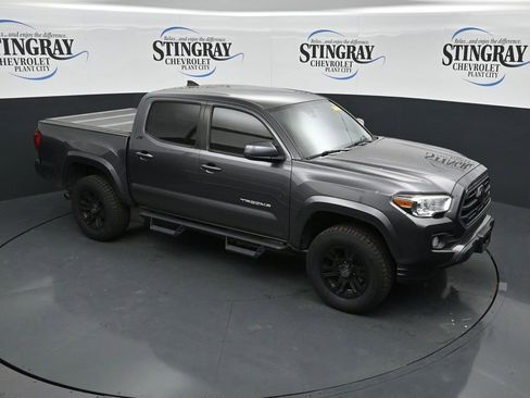 Used 2019 Toyota Tacoma SR5 RWD image 9