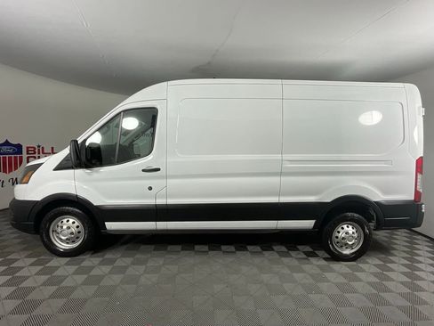 Used 2023 Ford Transit 250 Medium Roof AWD image 6