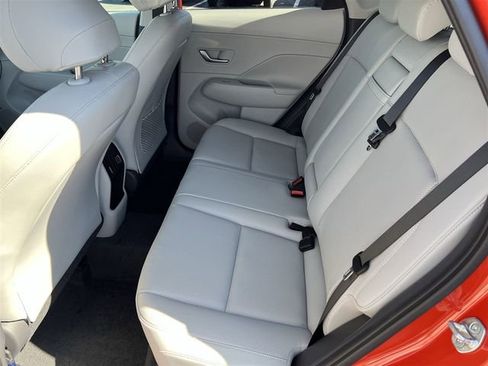 Used 2024 Hyundai Kona Limited image 28
