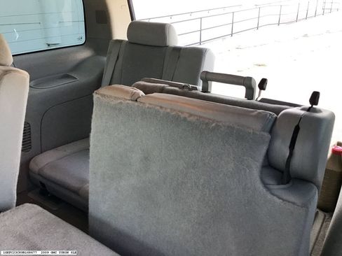 Used 2009 GMC Yukon SLE RWD image 10