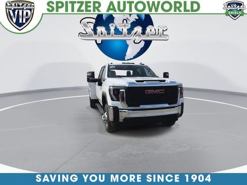 New 2026 GMC Sierra 3500 Pro w/ Convenience Package image 3