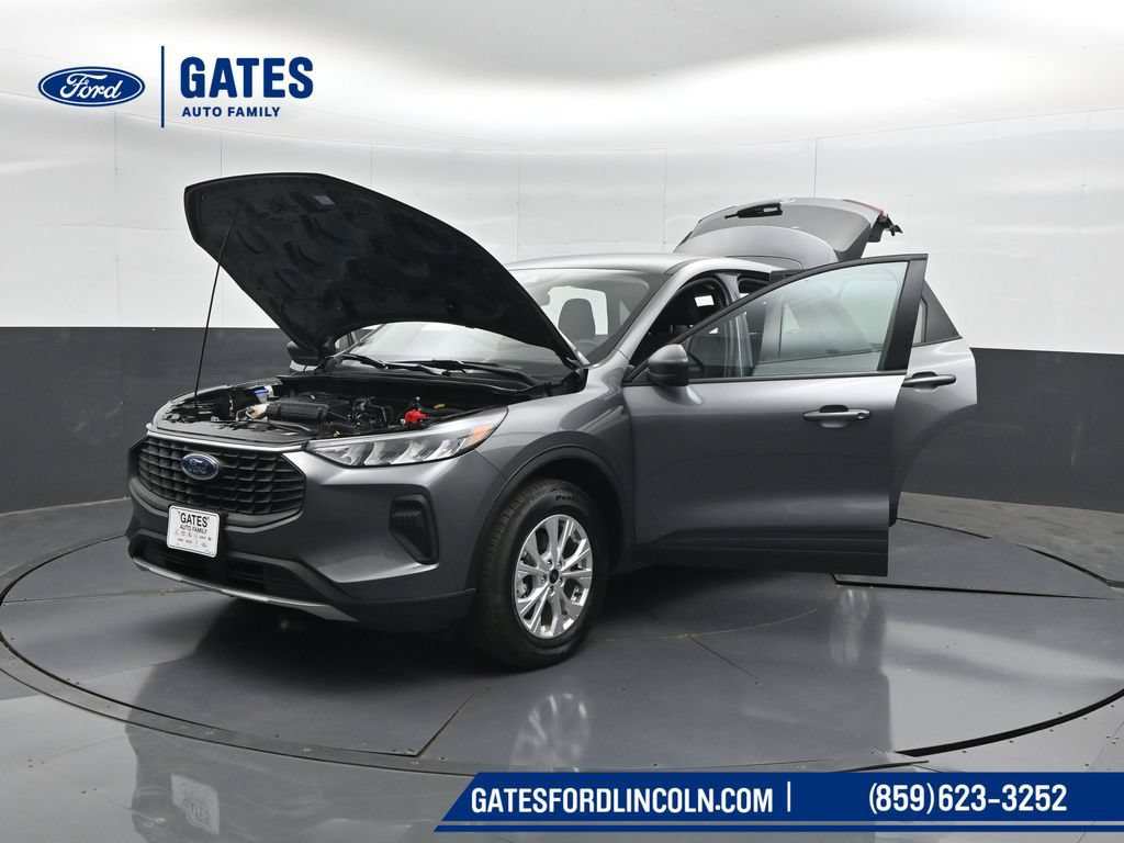 Used 2025 Ford Escape Active AWD/4WD image 58