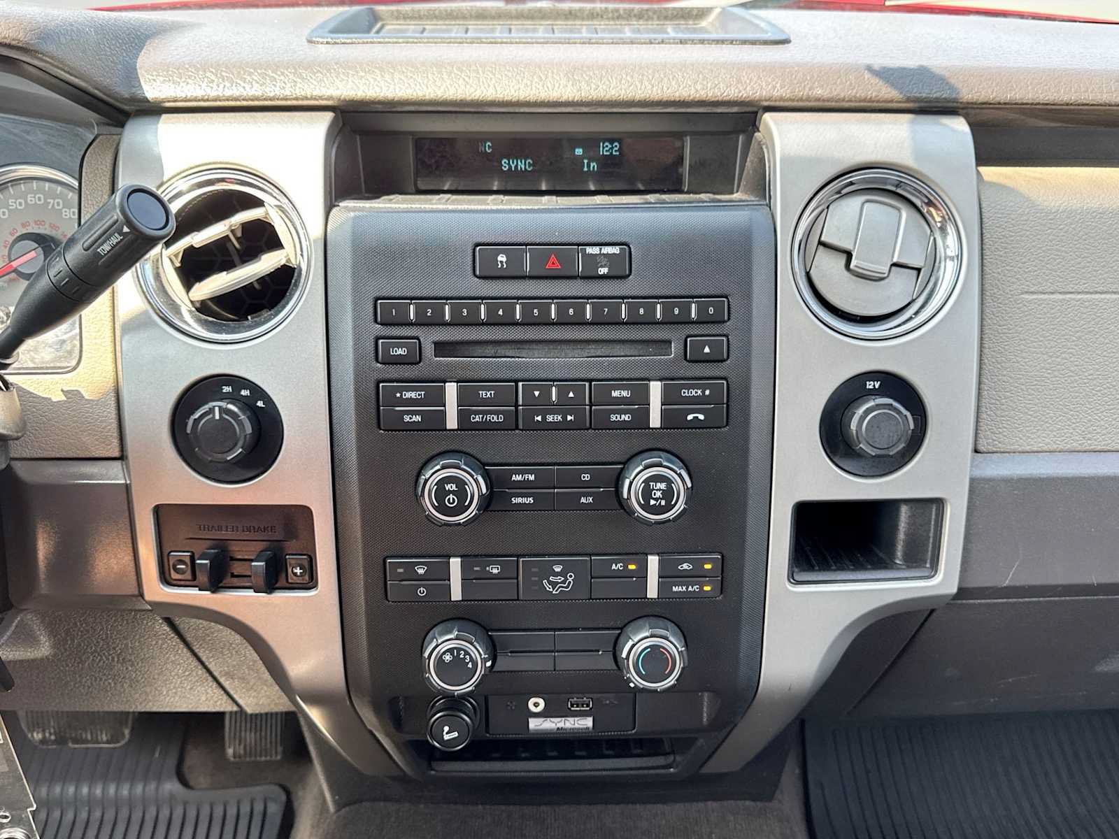 Used 2010 Ford F150 XLT AWD/4WD image 25