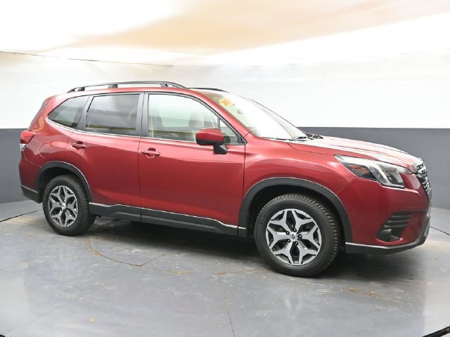 Used 2023 Subaru Forester Premium AWD/4WD image 7