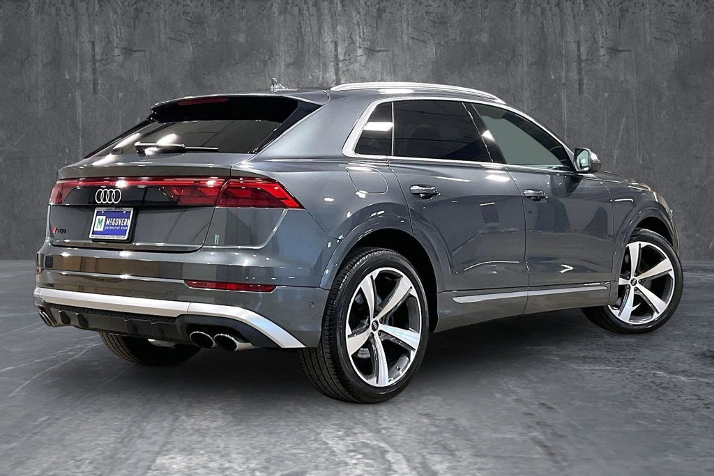 Used 2024 Audi SQ8 Prestige AWD/4WD image 7
