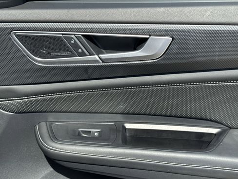 Used 2024 Volkswagen Atlas Cross Sport SEL Premium R-Line image 52