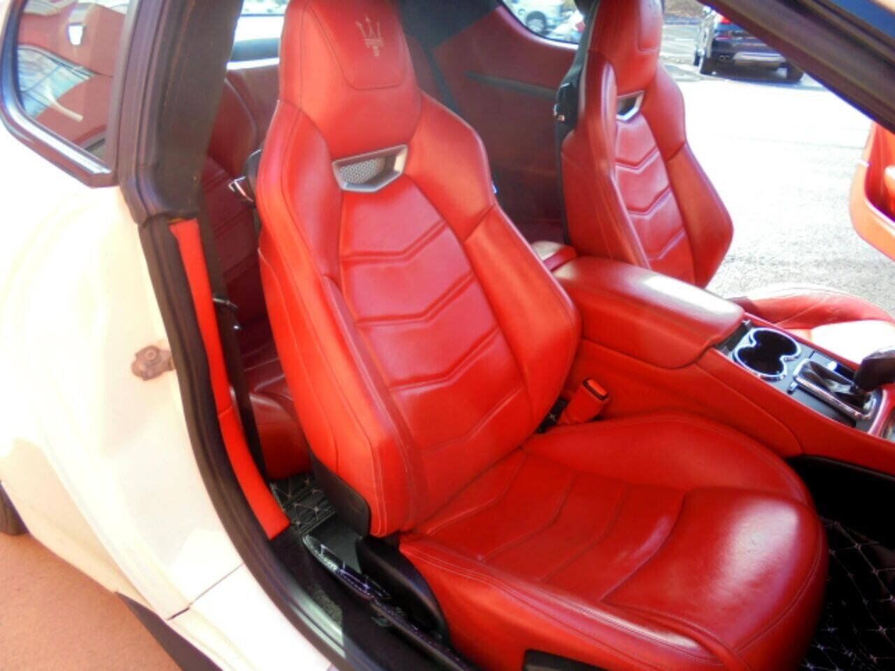 Used 2017 Maserati GranTurismo Sport RWD image 12