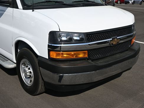 Used 2024 Chevrolet Express 2500 w/ Driver Convenience Package image 30