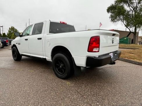 Used 2016 RAM 1500 ST w/ SXT Appearance Group image 3
