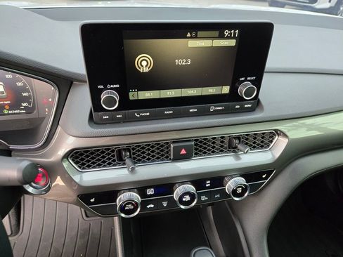 Used 2024 Acura Integra image 24