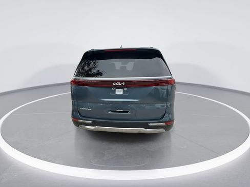 Used 2024 Kia Carnival SX FWD image 7