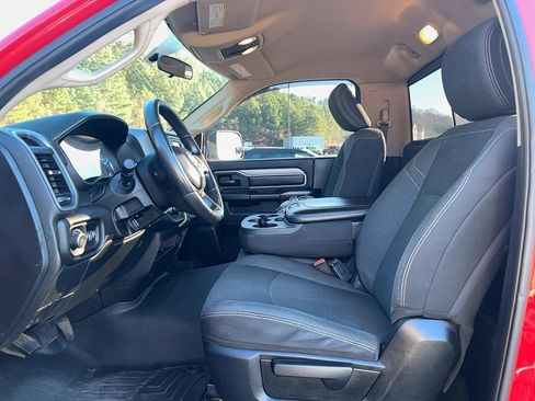 Used 2020 RAM 3500 Tradesman image 12