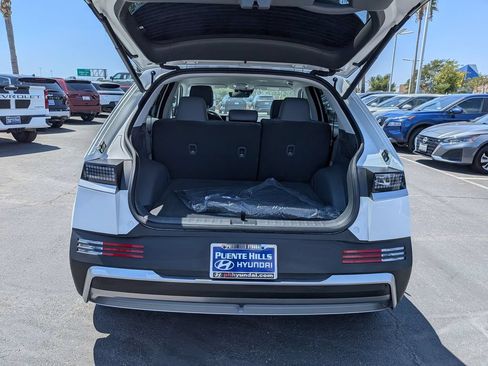 Certified 2026 Hyundai Ioniq 5 SEL RWD image 32