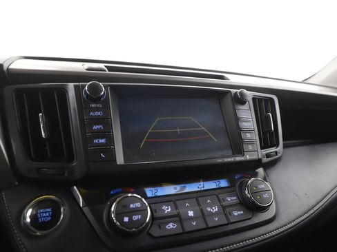 Used 2016 Toyota RAV4 Limited image 29