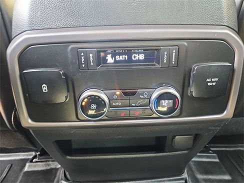 Used 2019 Ford Expedition Platinum image 22
