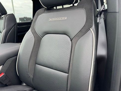 New 2026 RAM 1500 Laramie AWD/4WD image 30