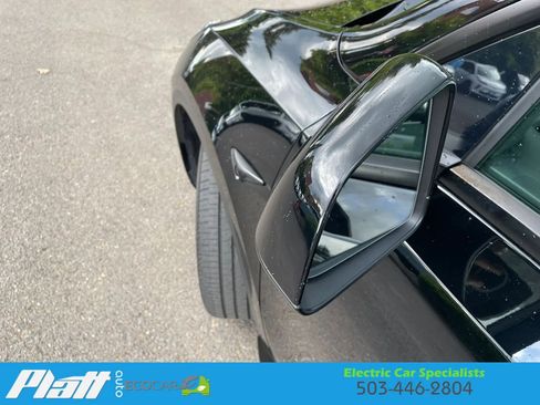 Used 2023 Tesla Model Y Long Range image 15