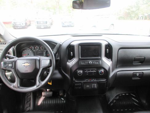 Used 2020 Chevrolet Silverado 2500 W/T w/ Gooseneck/5TH Wheel Package AWD/4WD image 19