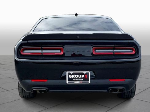 Used 2023 Dodge Challenger GT w/ Plus Package image 5