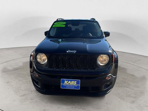 Used 2015 Jeep Renegade Latitude image 2