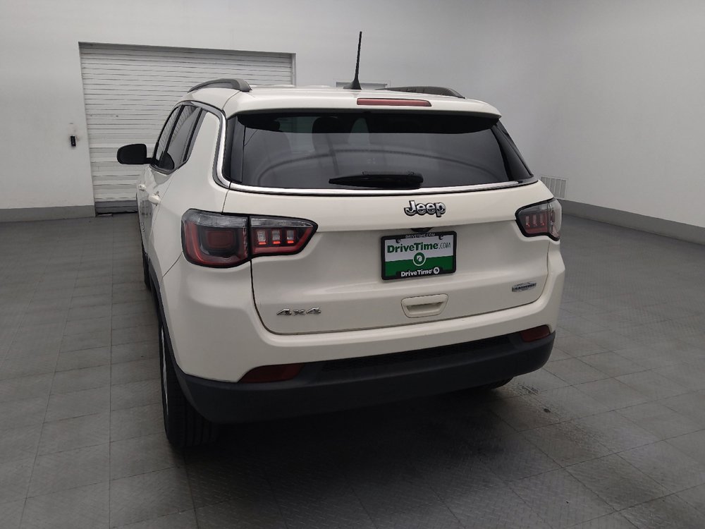 Used 2018 Jeep Compass Latitude w/ Popular Equipment Group AWD/4WD image 6