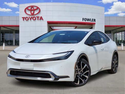 New 2026 Toyota Prius Plug-In Hybrid FWD image 1