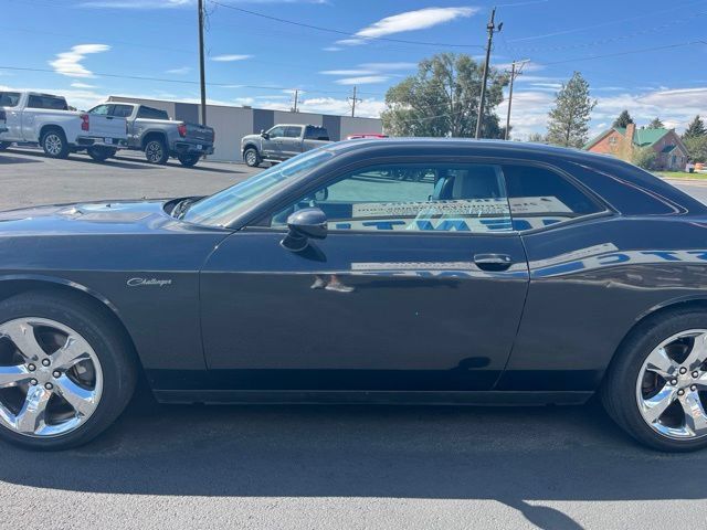 Used 2014 Dodge Challenger SXT Plus RWD image 8