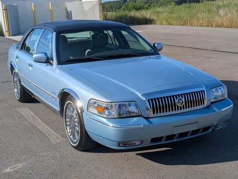 Used 2011 Mercury Grand Marquis LS image 15