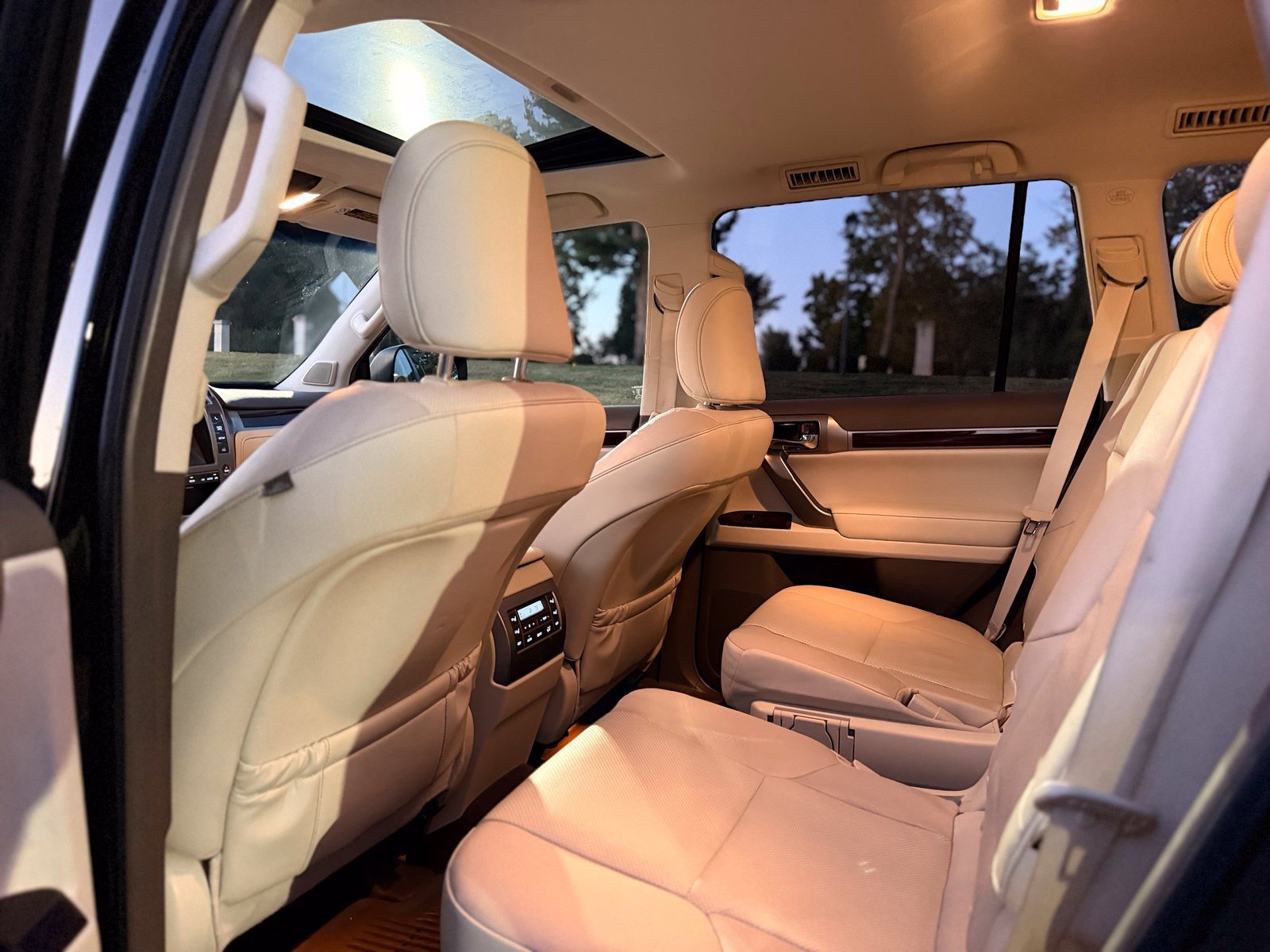 Used 2019 Lexus GX 460 Premium AWD/4WD image 20